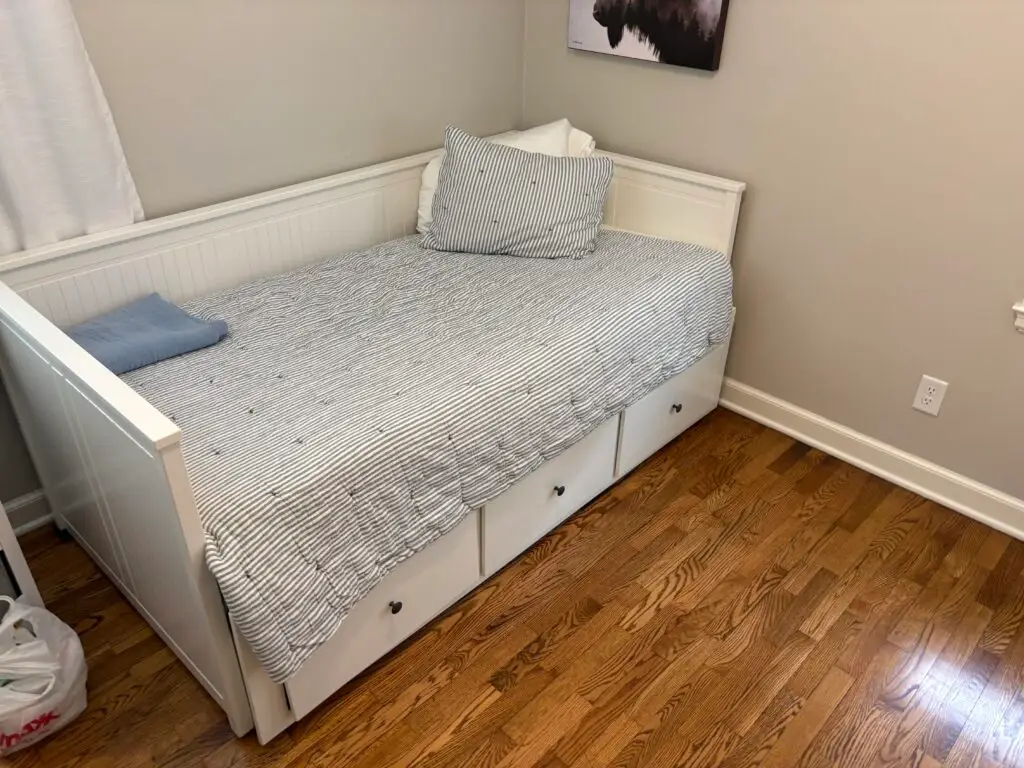 Airbnb Furniture Repair in Topeka — commercial services